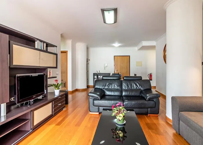 Anadia Atrium R * Funchal (Madeira)