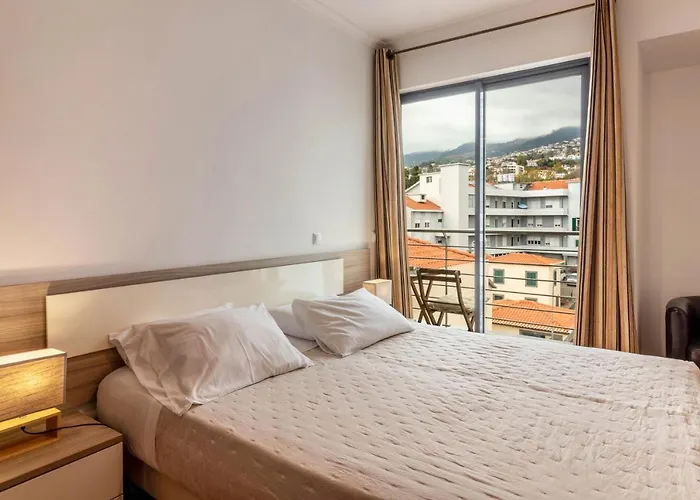 Anadia Atrium R Funchal (Madeira)