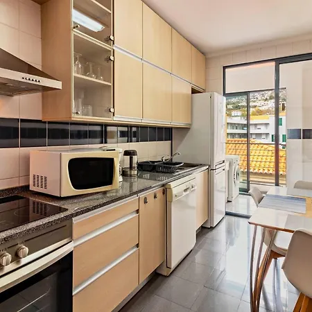 Anadia Atrium R * Funchal